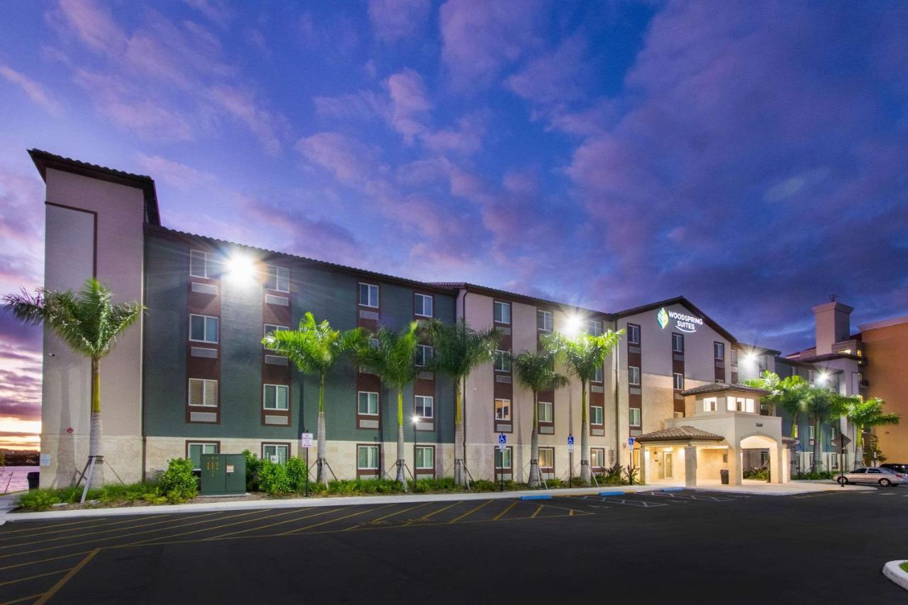 Woodspring Suites ميرامار المظهر الخارجي الصورة