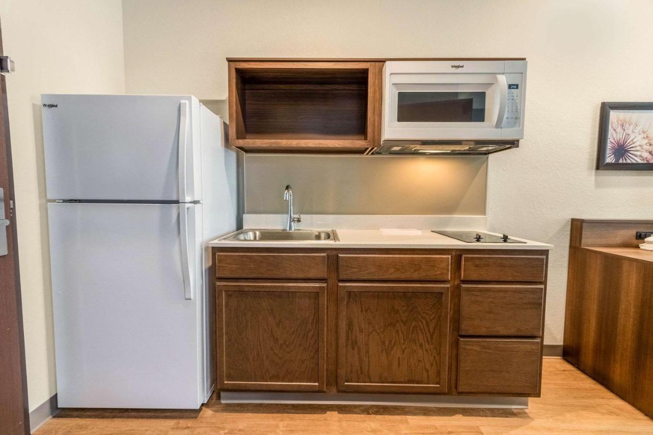 Woodspring Suites ميرامار المظهر الخارجي الصورة